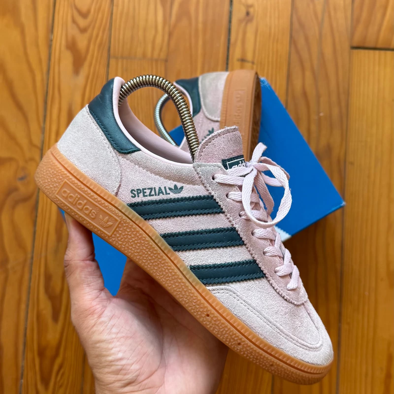 Adidas Originals Handball Spezial - Clear Pink / Arctic Night